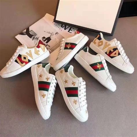 sepatu Gucci putih